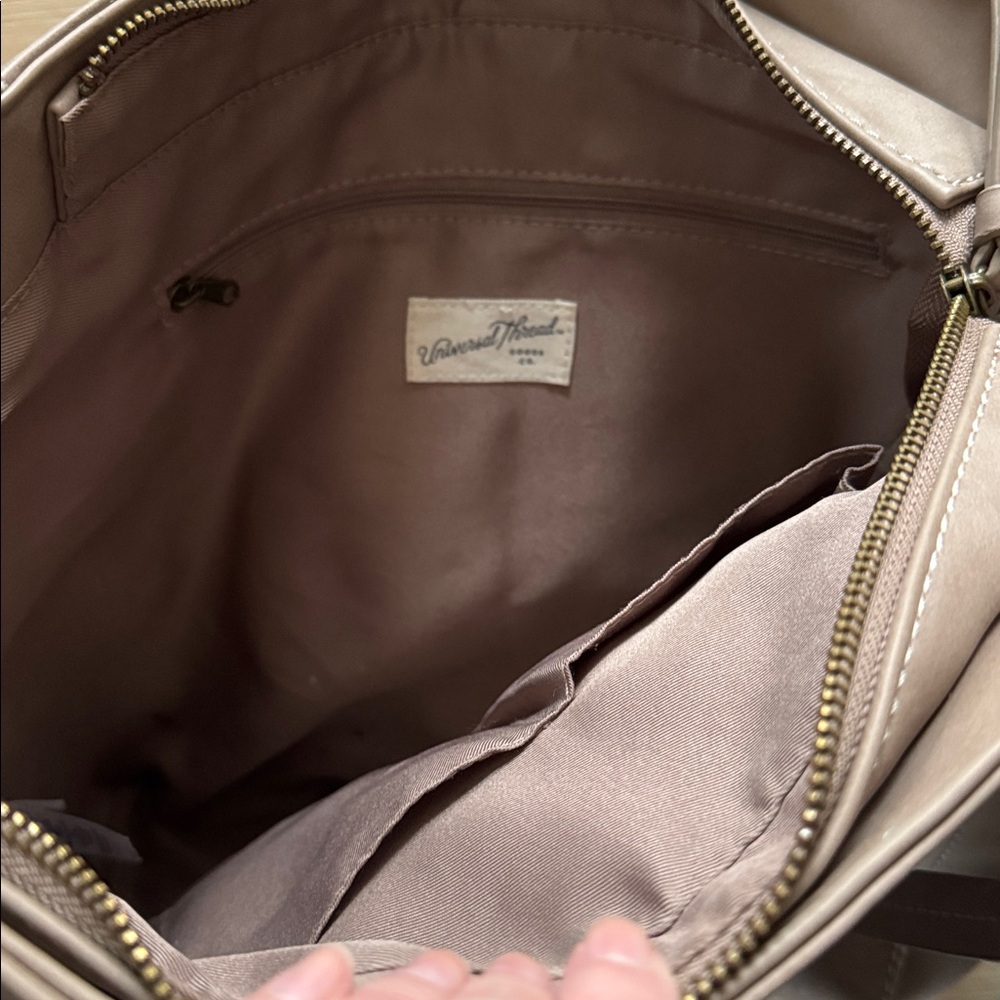 Universal Thread Tote - image 4